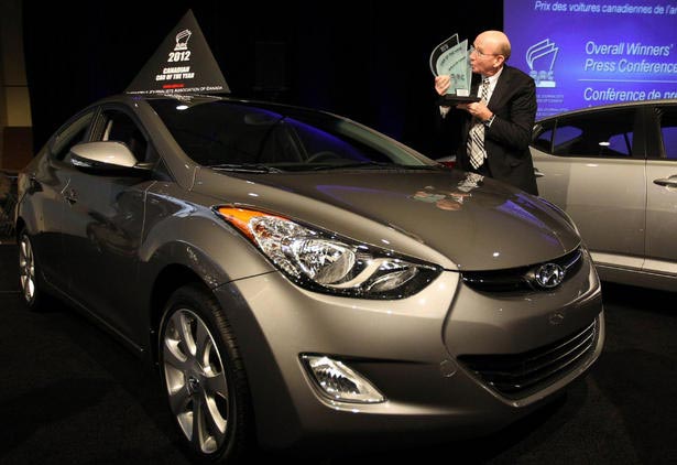 Hyundai Senata 2012 Toronto Auto Show